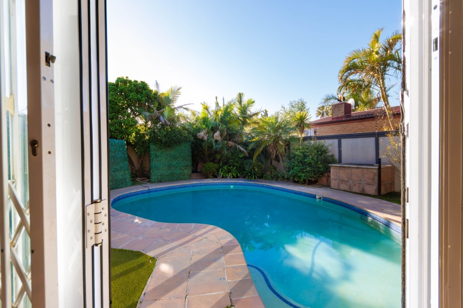 4 Bedroom Property for Sale in Goedehoop Western Cape